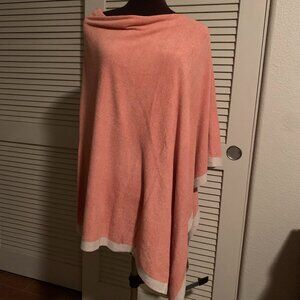 Barefoot Dreams PLUS CozyChic Ultra Lite Contrast Trim Poncho One Size Plus